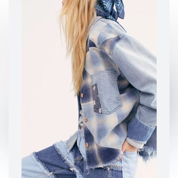 FREE PEOPLE  WE THE FREE PATCHWORK DENIM JACKET CS BUT VERY OVERSIZED - Picture 1 of 7